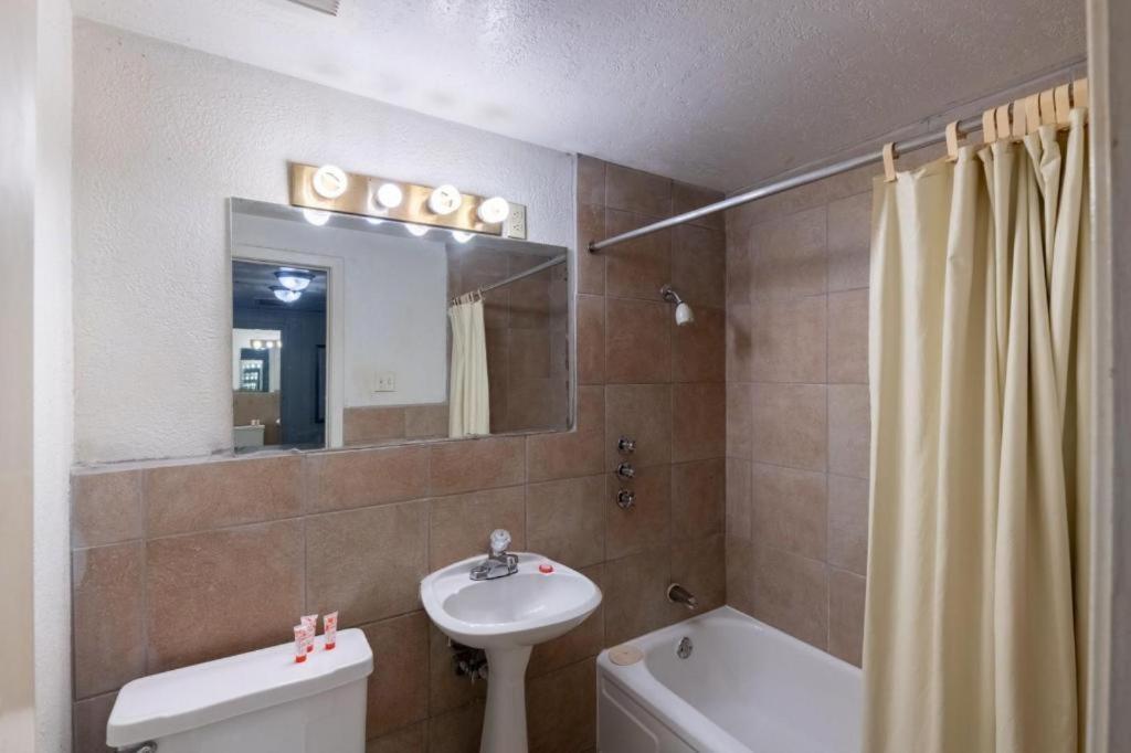 Hotel O Bay City, Tx-35 Dış mekan fotoğraf